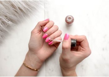 Top 5 Amazing Tips for Painting Your Nails Like a Pro