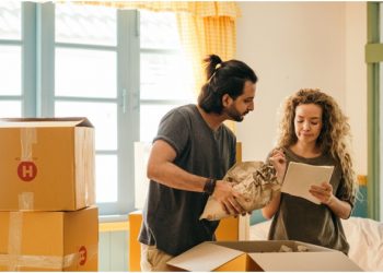 Organize Like A Pro to Make Moving Easier: 8Tips