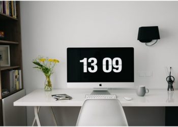 Schedule your task easily with digital calendar