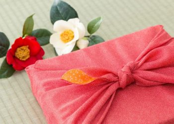 An insight into customized gift-giving