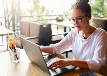 Job Crafting: Best Tips for Managing Remote Workers 