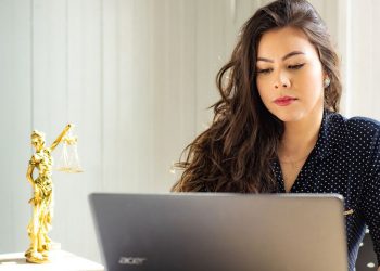 What Personal Injury Law Firm in NYC Can I Trust With My Case?