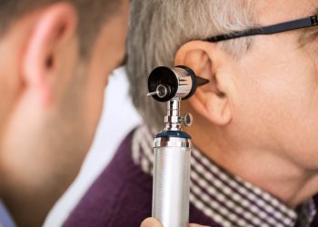 When to See a Doctor for Ear Wax Blockage to Get Faster Relief