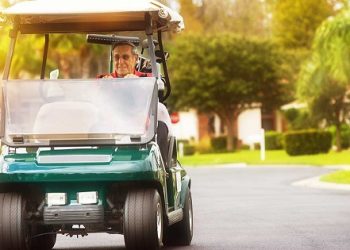 The Benefits of Servicing Your Golf Cart