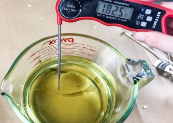 What Temperature to Add Fragrance to Soy Wax?