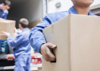 3 Benefits of Contracting Moving Companies 