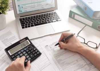 Aron Govil Explains the Cost of Accounting Services for a Small Business