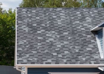 Awesome Asphalt: 5 Reasons Asphalt Shingles Are the Right Choice for Your Home