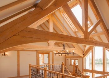 How to Safely Remove Roof Trusses: Full Guide