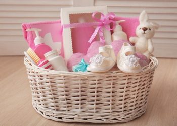 3 Benefits of Gifting a Baby Gift Box