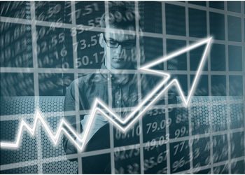 How to Do Smart Investment in Stocks as an Analyst