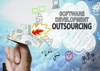 5 Reasons to Outsource Software Development 