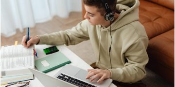 Where Can I Get Help with Essay Fast Enough?
