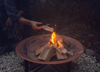 First Time Buying a Gas Fire Pit? Read This Guide