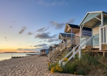 Buying Beachside Property? Here’ What You Need To Look Out For