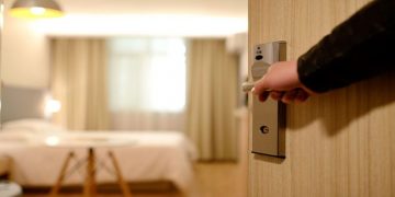The Do’s and Don’ts of Hotel Management According to the Experts