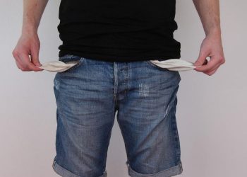 Struggling To Make Ends Meet? Here’s How To Get Some Cash ASAP