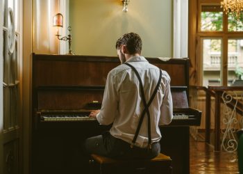 Top Step-By-Step Jazz Theory Courses to Fill Gaps