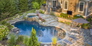 4 Family-Friendly Designs For Your Backyard Pool