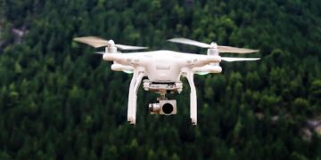 5 amazing uses of drones in cinematography