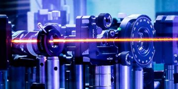 Highlighting Advantages and Drawbacks of utilizingQuantum AI