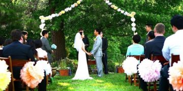 Planning an At-Home Wedding? Here’s How To Transform Your Backyard Into a Charming Venue