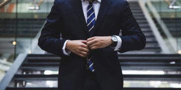 Recruitment Guide to Hire a Top UI Designer