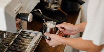 Why an Espresso Maker is Essential in the Kitchen
