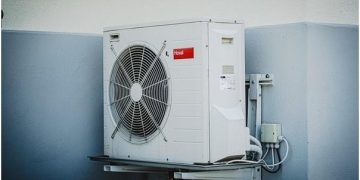 How To Choose the Right Contractor To Replace Your AC Ducts