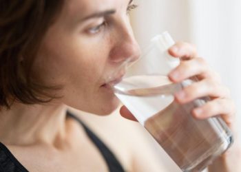 How Many Ounces of Water Should I Drink in a Day?