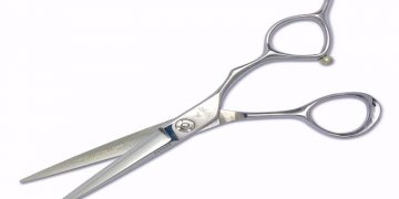 How You Can Ensure That Your Hair Cutting Scissors Needs Sharpening? 
