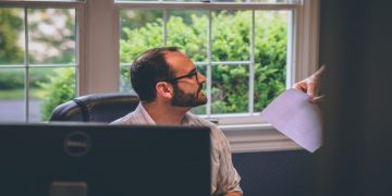 How to Make Sure Your Office Workers Are Productive