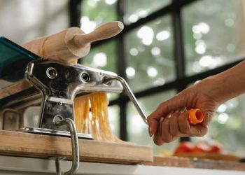 The Importance of Food Handling and How it Impacts Your Business