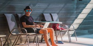 6 Ways To Become Better At Managing Your Business