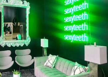 Energy Efficient Aesthetic Neon Green Sign For Room Decor