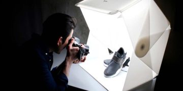 How do I change my product image in e-commerce?
