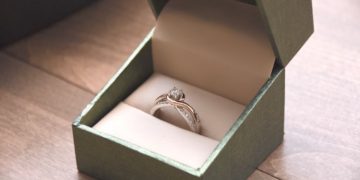 How to Choose Engagement Rings