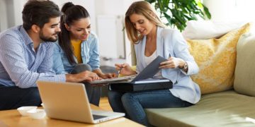 Make Your Career in the Insurance Industry- Become a POS Insurance Agent