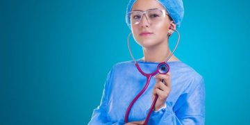 RN vs LPN: How to Choose the Right One for You