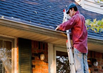 The Benefits of a Gutter Cleaning Service