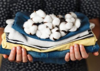 What Are Examples Of Sustainable Fashion?