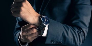 How To Wind Omega Speedmaster