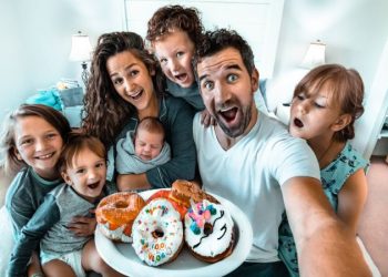 10 Ideas for Making an Unforgettable Family Vlog