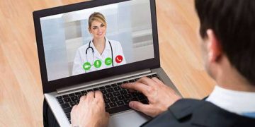 Exploring the Pros & Cons Of A Telehealth Psychotherapy