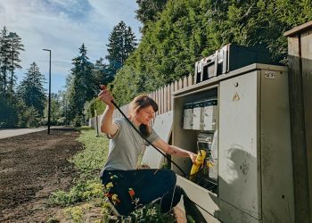 Inspecting Your Home For Risks of Electrical Fires: Here Is How To Do It