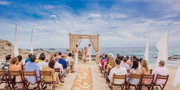 The ultimate checklist for a beach wedding