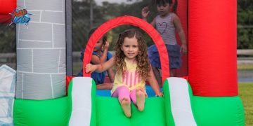Inflatable Bounce House Vs. Trampoline: Which Is a More Worthy Investment?
