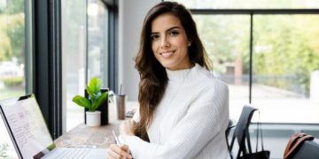 Everything you need to know about a personal concierge: Pros and Cons