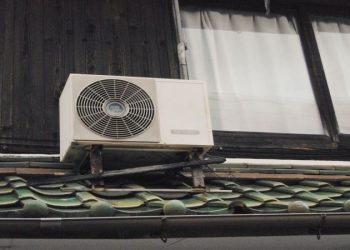 How To Fix Water Dripping From the AC Vent 