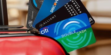 How to Compare Credit Card Rewards & Determine Which One is Best for You